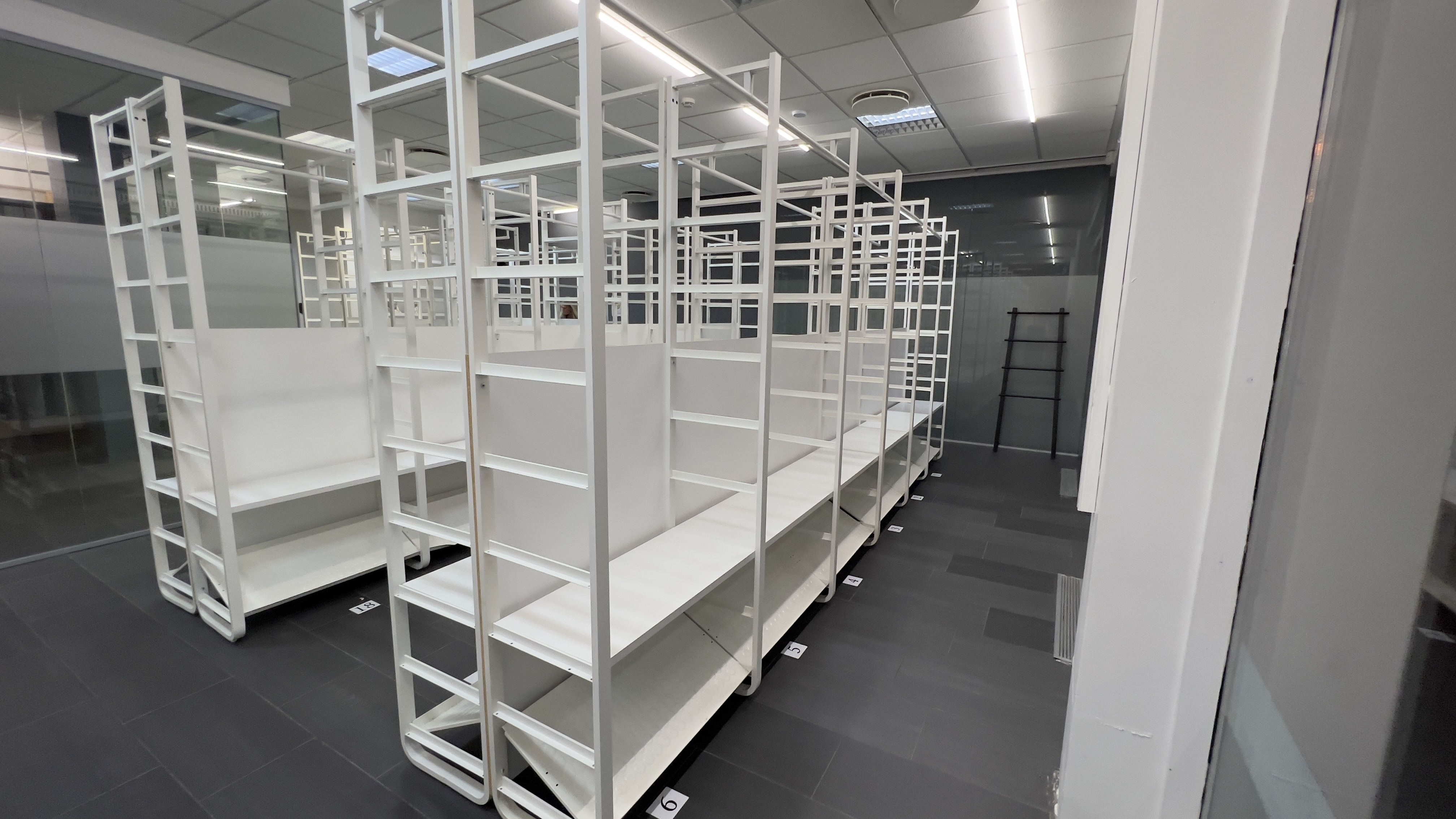 Elvarli Bása/Hillu kerfi