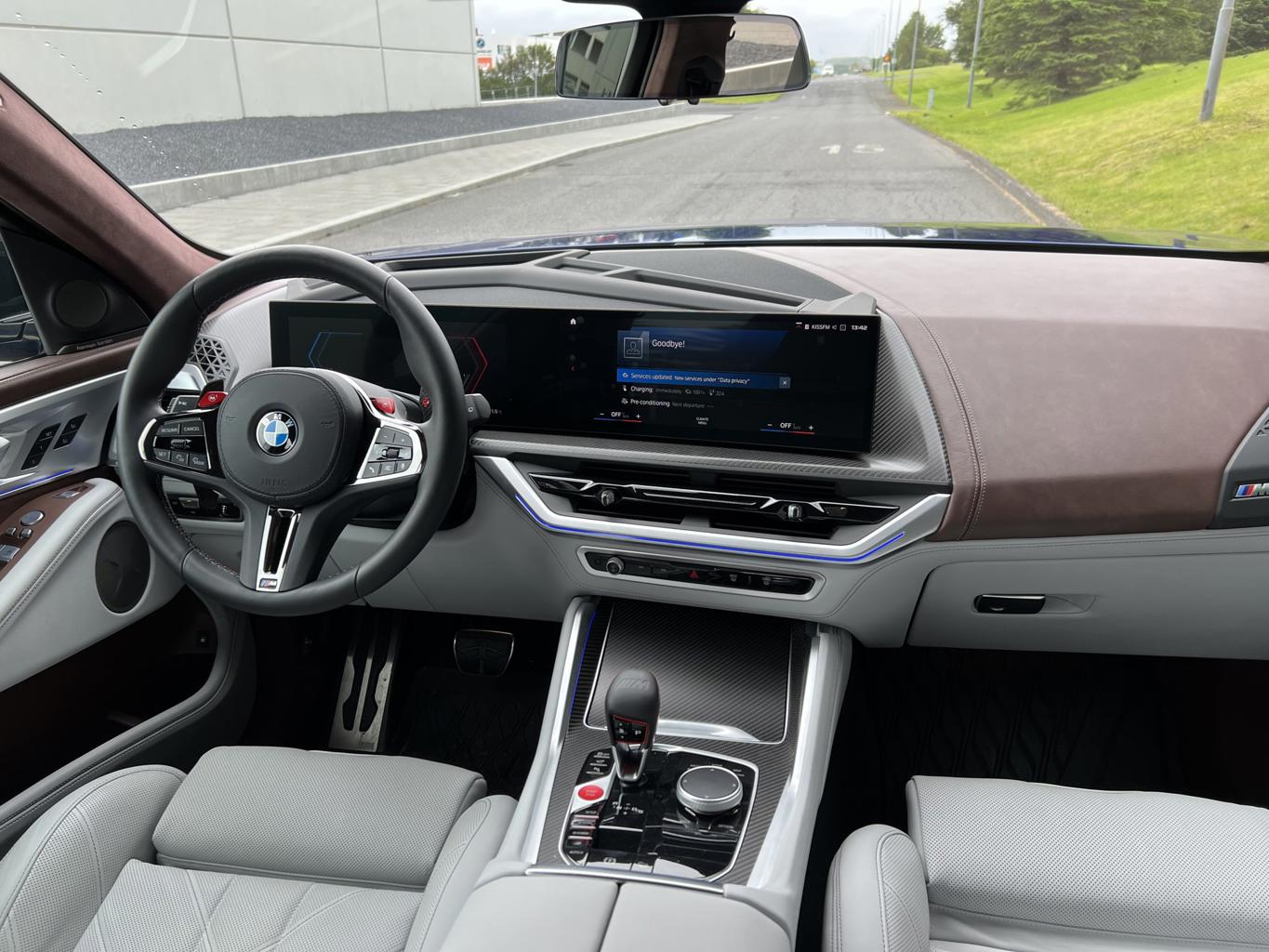 BMW XM - 7/2024 - 800 km