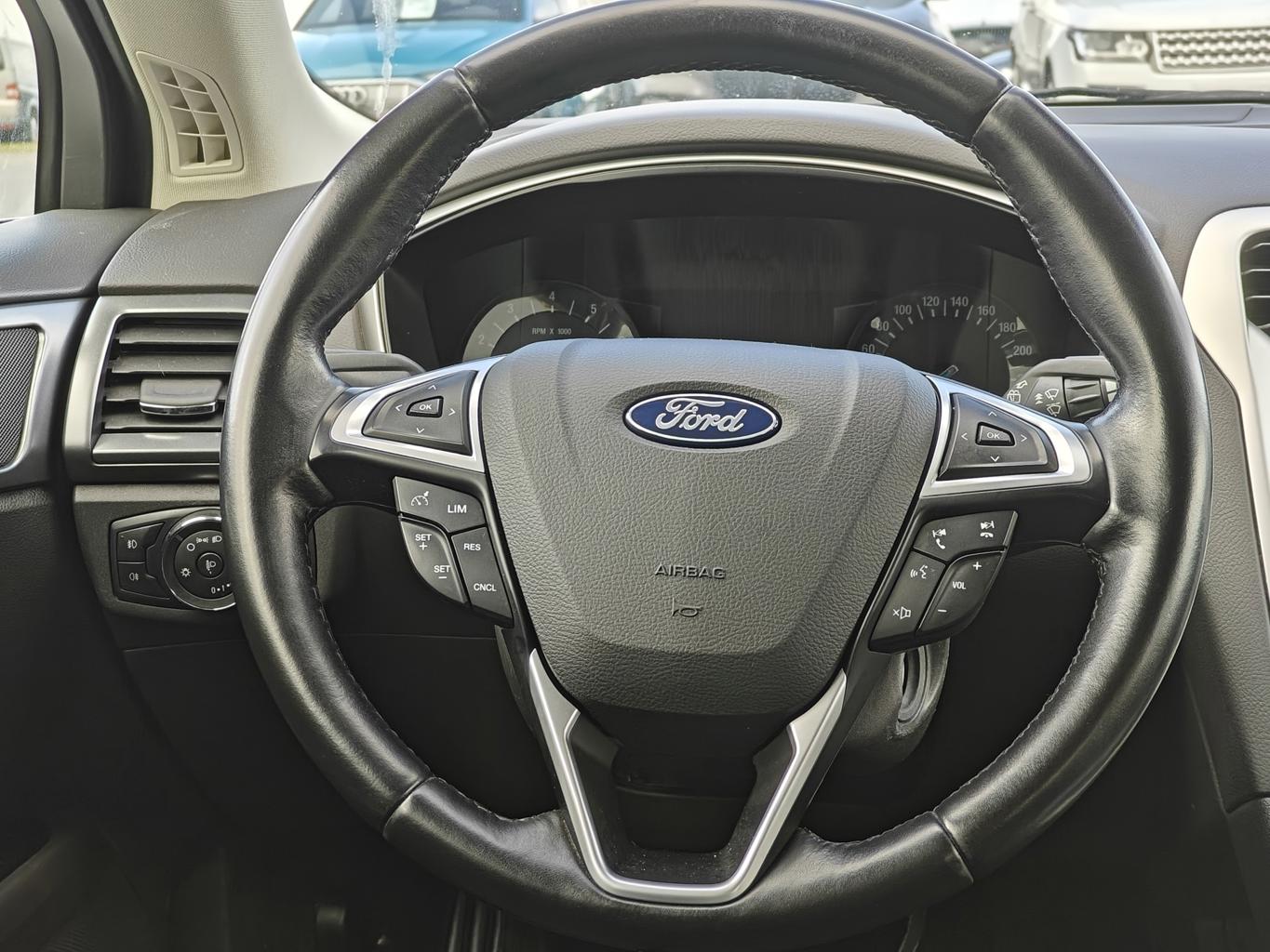 Ford Mondeo 1.5 - 3/2015 - 140þ. km