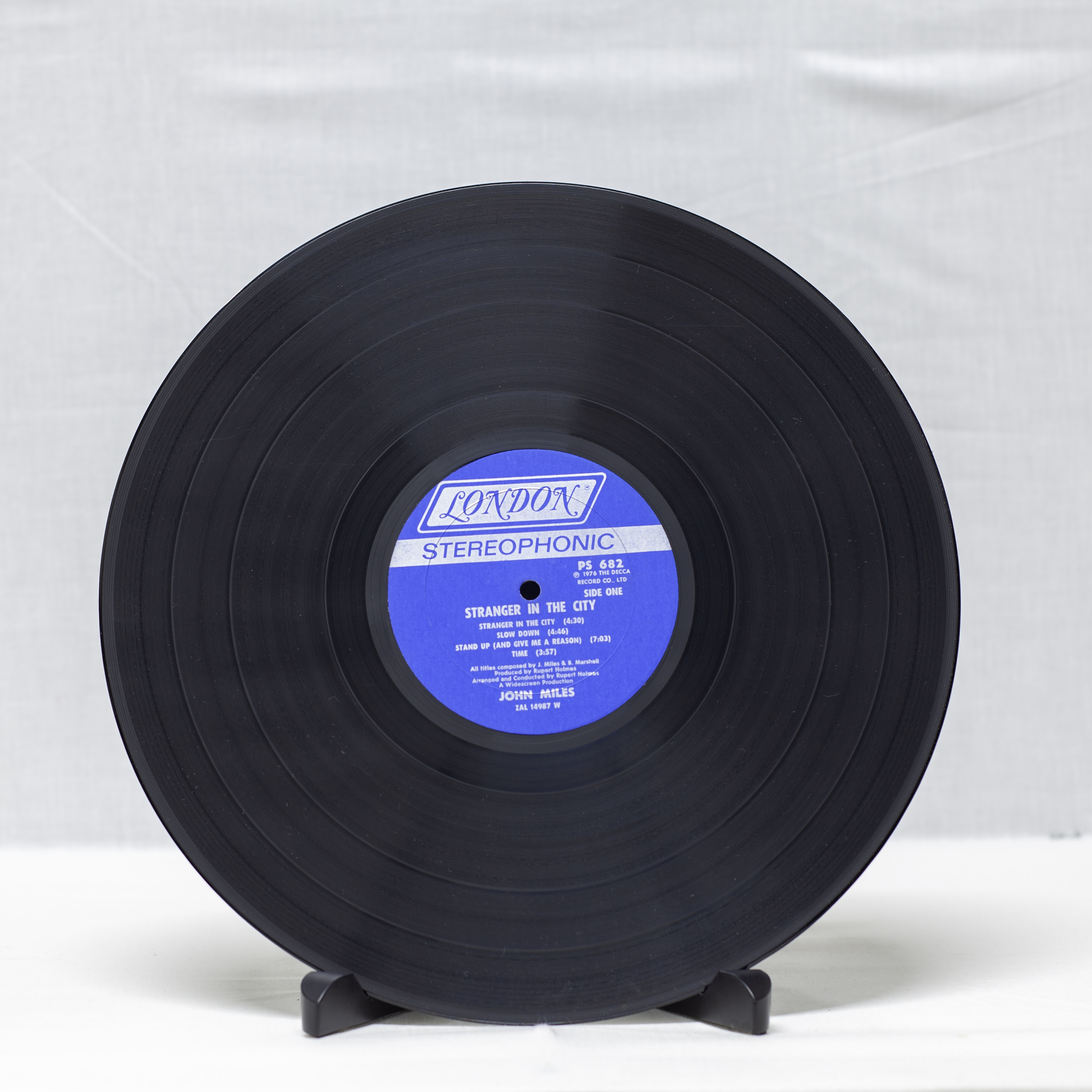 John Miles – Stranger In The City