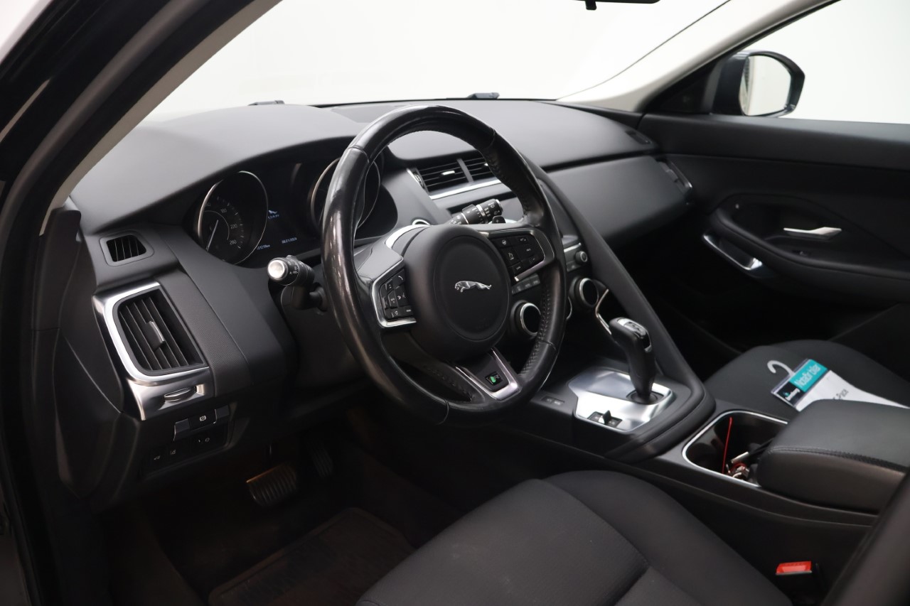Jaguar E-Pace - 10/2018 - 131þ. km
