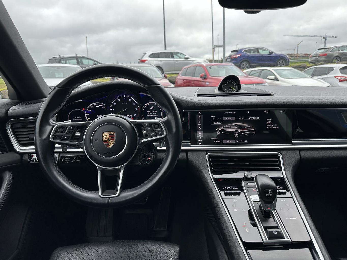 Porsche Panamera 4 E-Hybrid - 7/2017 - 54þ. km