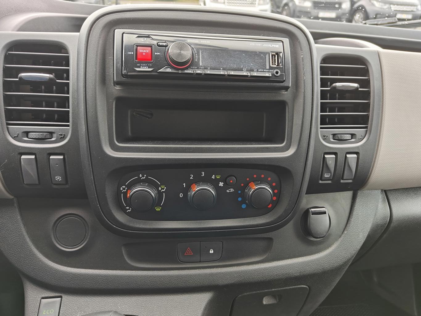 Renault Trafic 8 manna - 3/2017 - 210þ. km