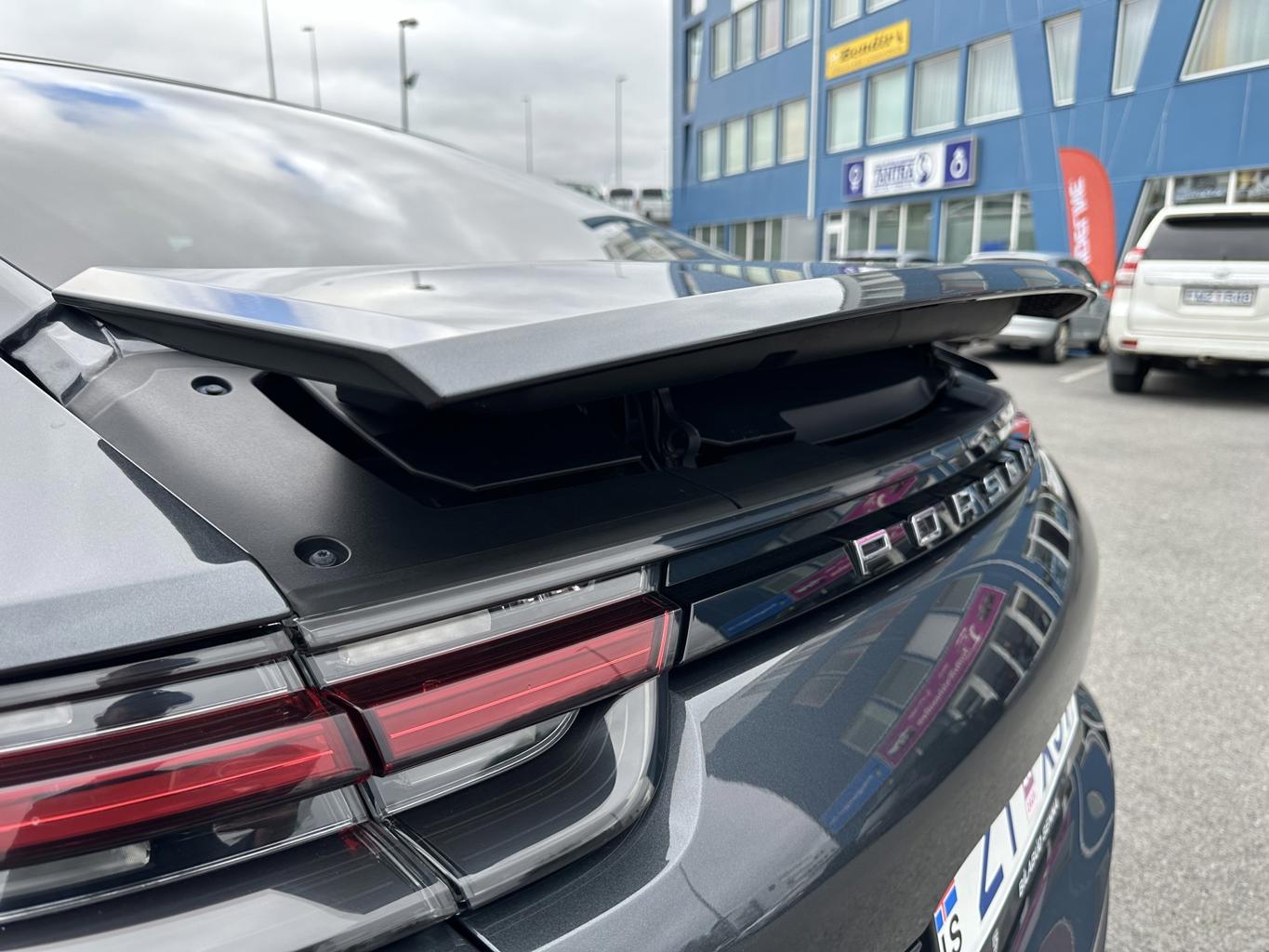 Porsche Panamera 4 E-Hybrid - 7/2017 - 54þ. km