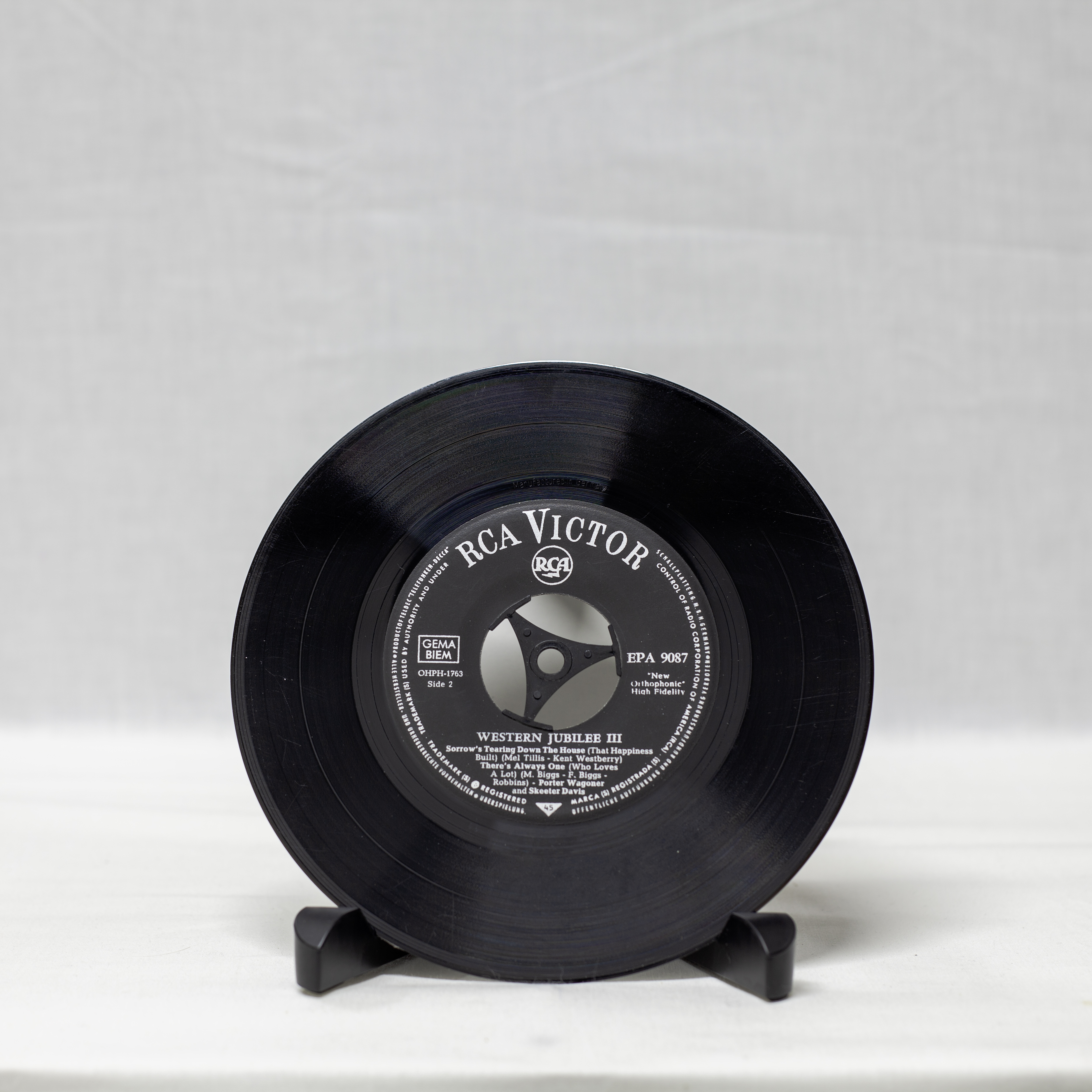 Porter Wagoner and Skeeter Davis – Western Jubilee III