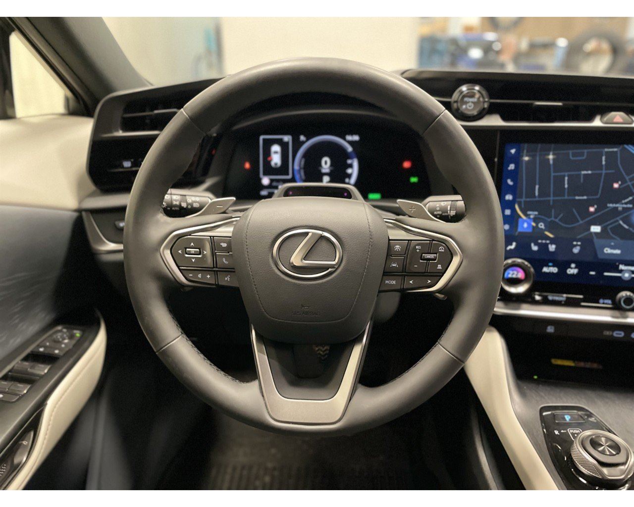 Lexus RZ 450E - 6/2023 - 10þ. km