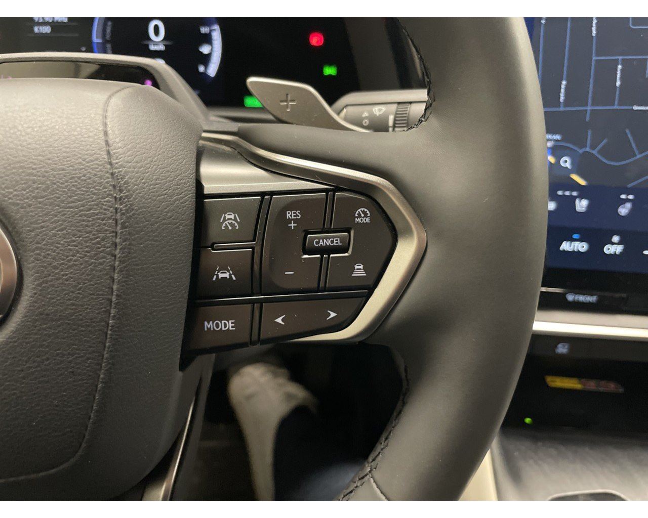 Lexus RZ 450E - 6/2023 - 10þ. km