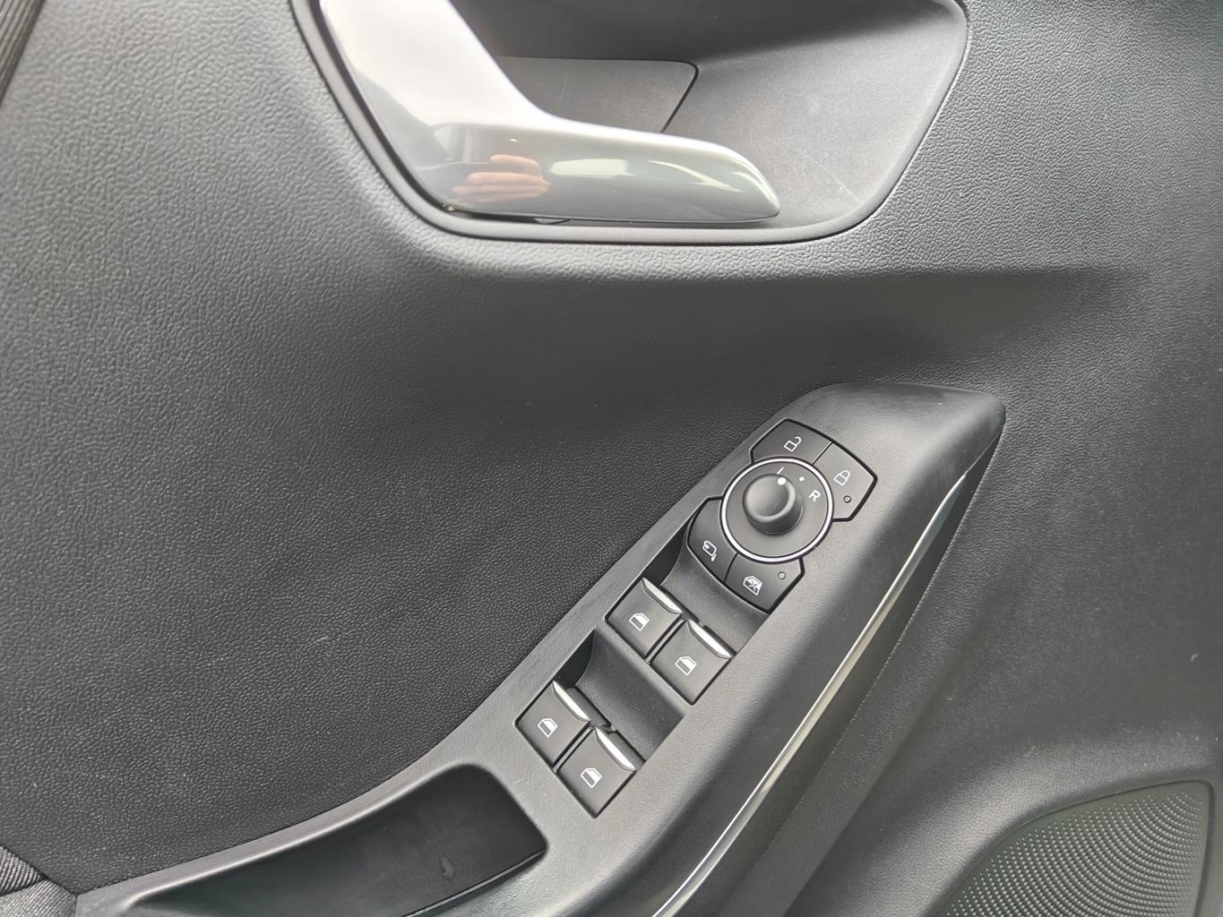 Ford Puma Titanium Hybrid - 12/2022 - 99þ. km