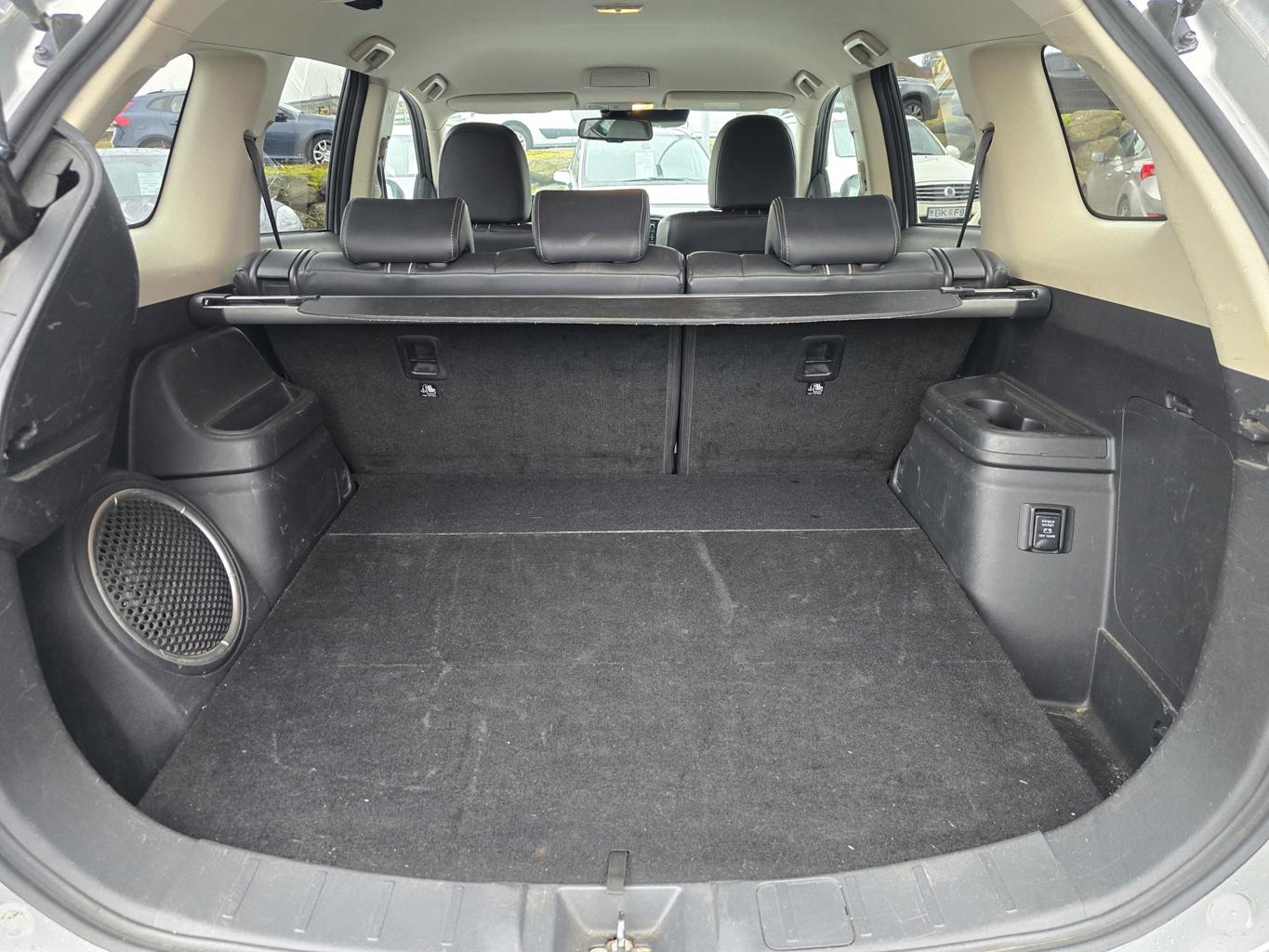 Mitsubishi Outlander Instyle PHEV - 3/2018 - 142þ. km