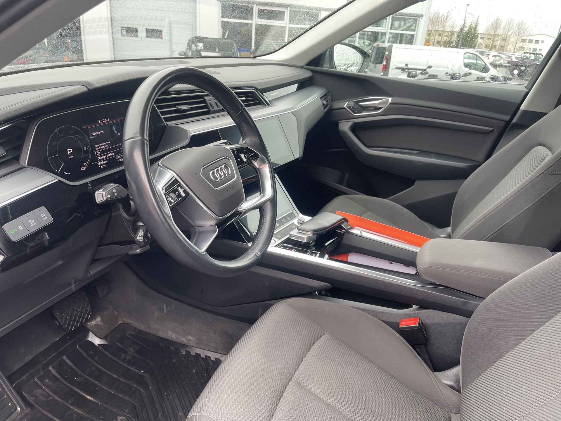 Audi E-Tron 50 Quattro 71 KWH - 1/2020 - 99þ. km