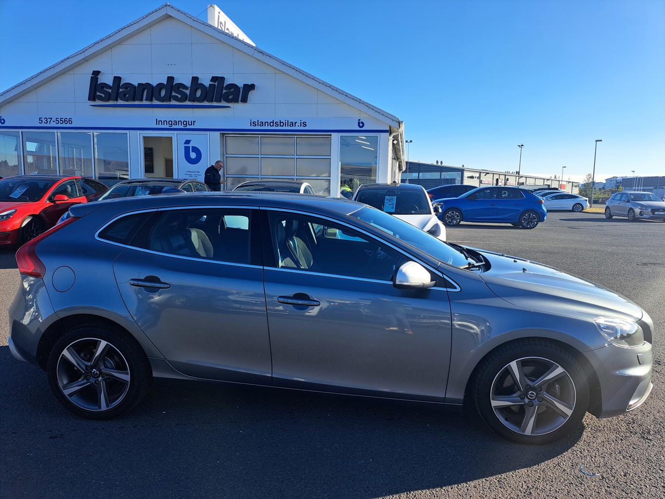 Volvo V40 R-Design - 5/2016 - 87þ. km