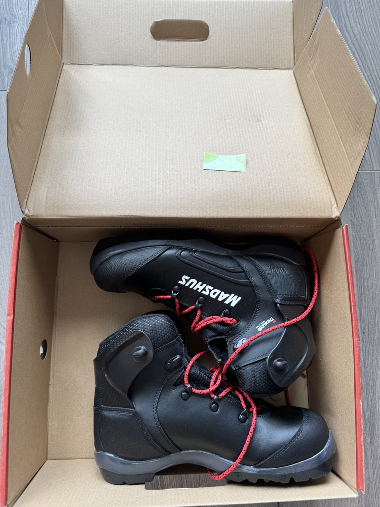 Madshus Vidda gönguskíðaskór nr 42