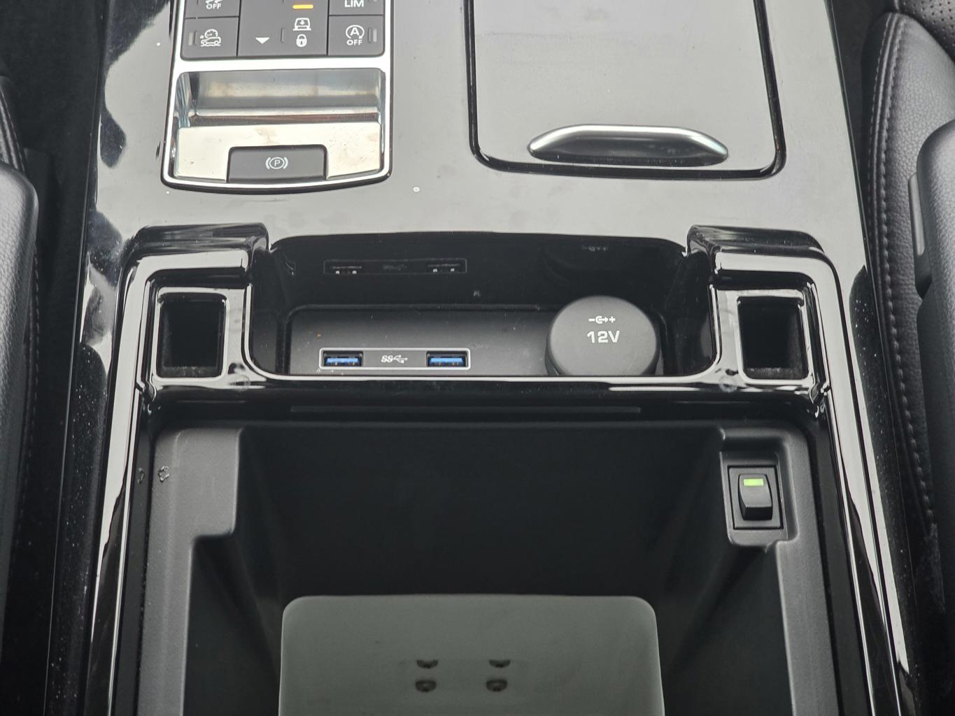 Landrover Discovery 5 HSE - Vél í ábyrgð - 5/2017 - 126þ. km