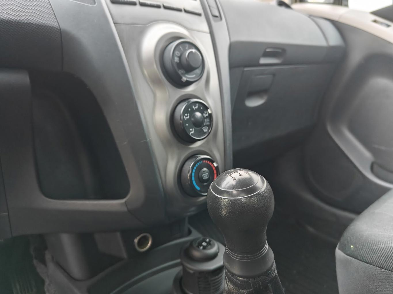 Toyota Yaris - 6/2011 - 143þ. km