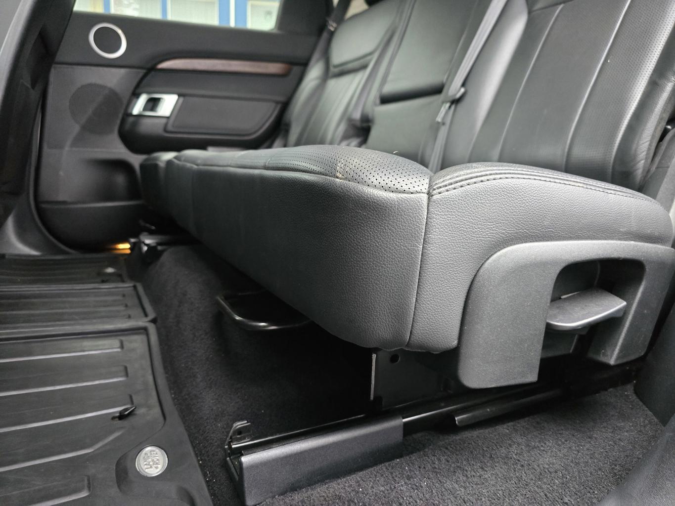 Landrover Discovery 5 HSE - Vél í ábyrgð - 5/2017 - 126þ. km