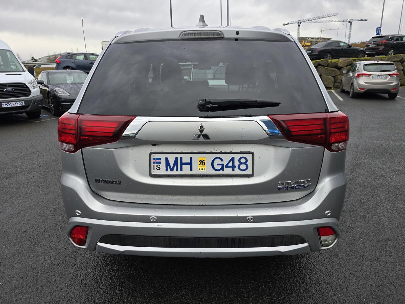 Mitsubishi Outlander Instyle PHEV - 3/2018 - 142þ. km