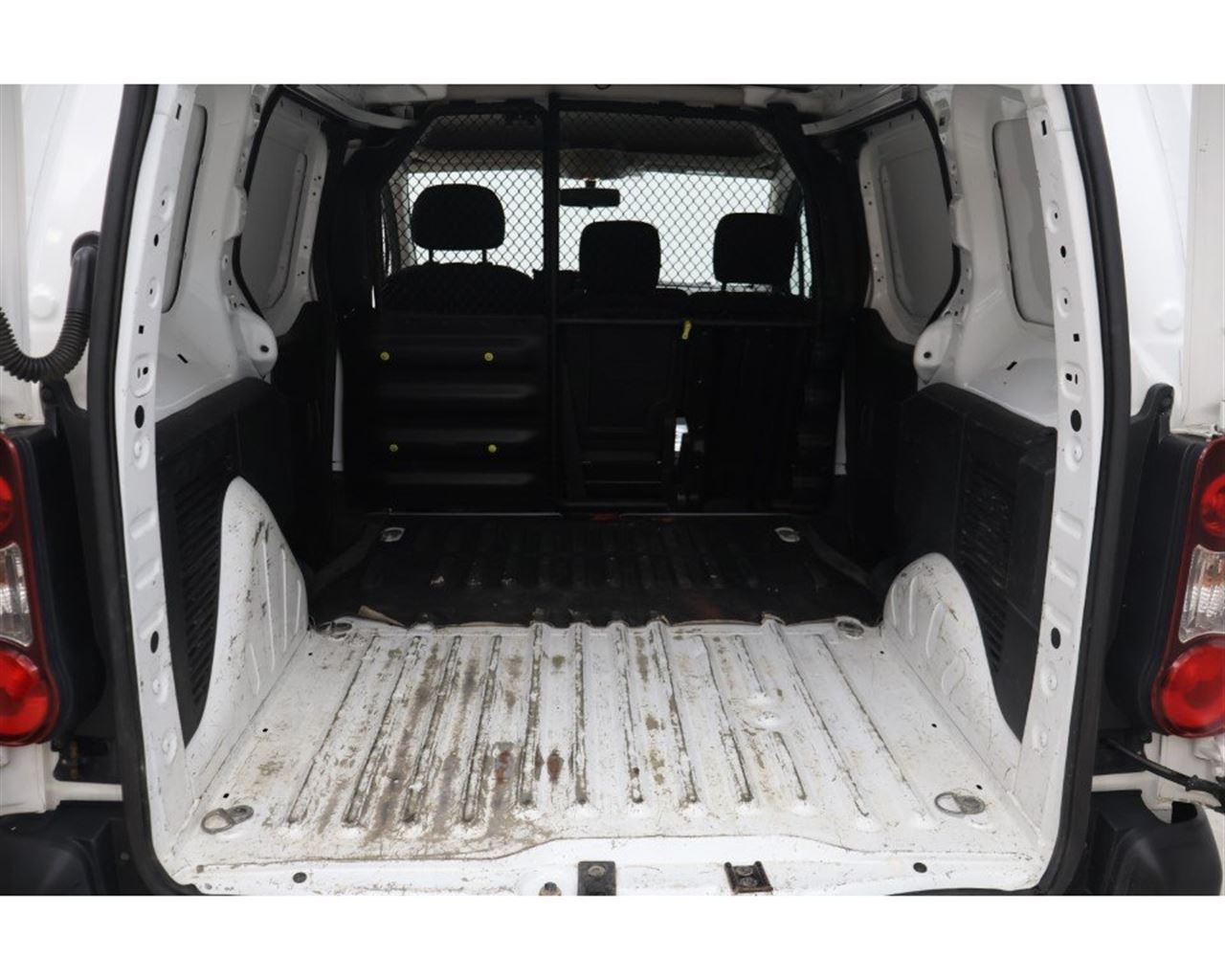 Peugeot Partner Van - 12/2017 - 101þ. km