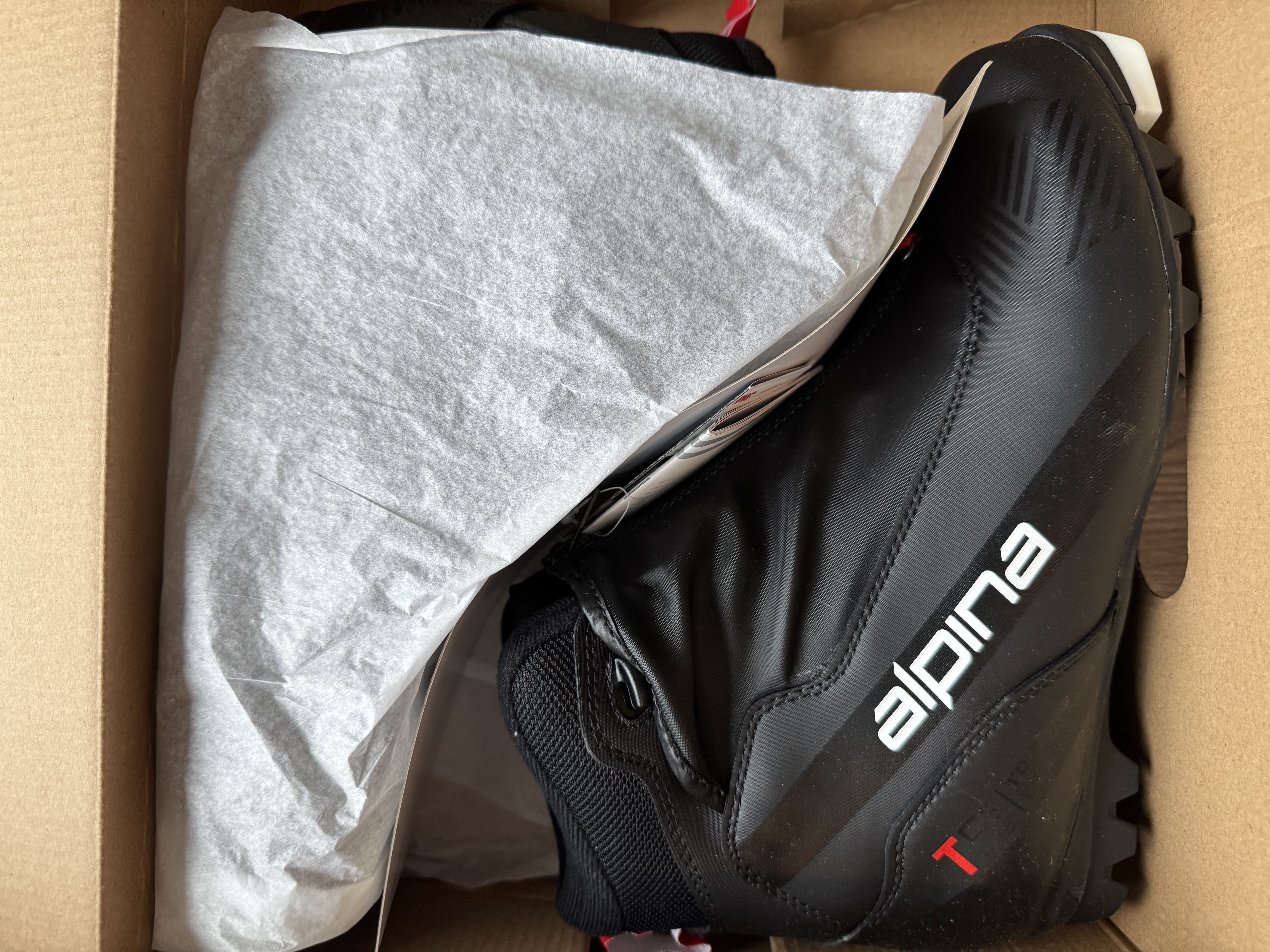 Alpina T5 Plus gönguskíðaskór nr 42