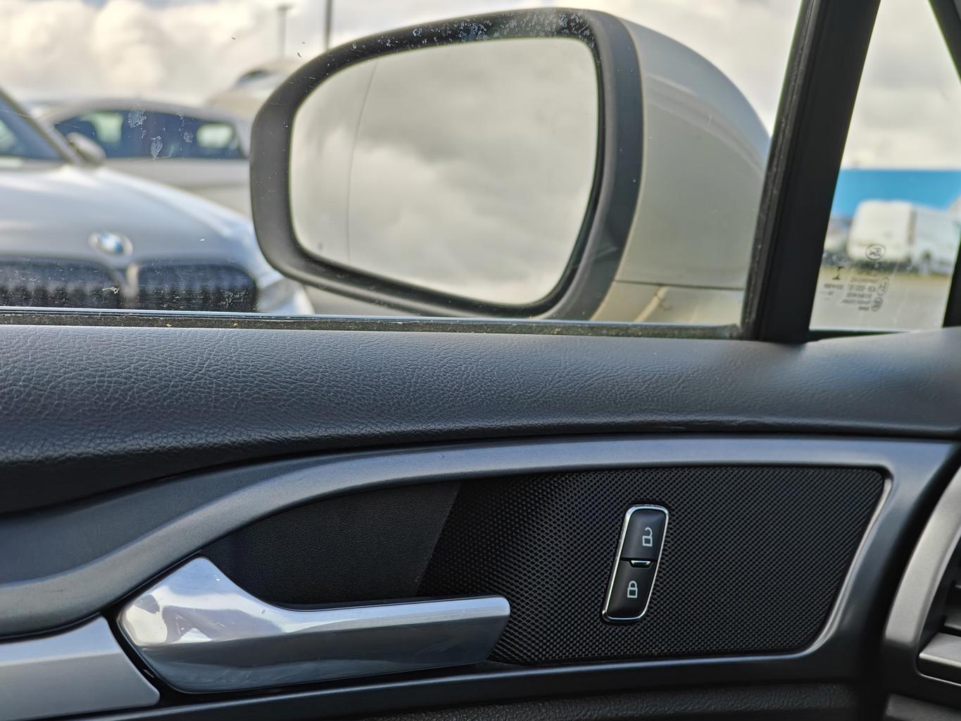 Ford Mondeo 1.5 - 3/2015 - 140þ. km