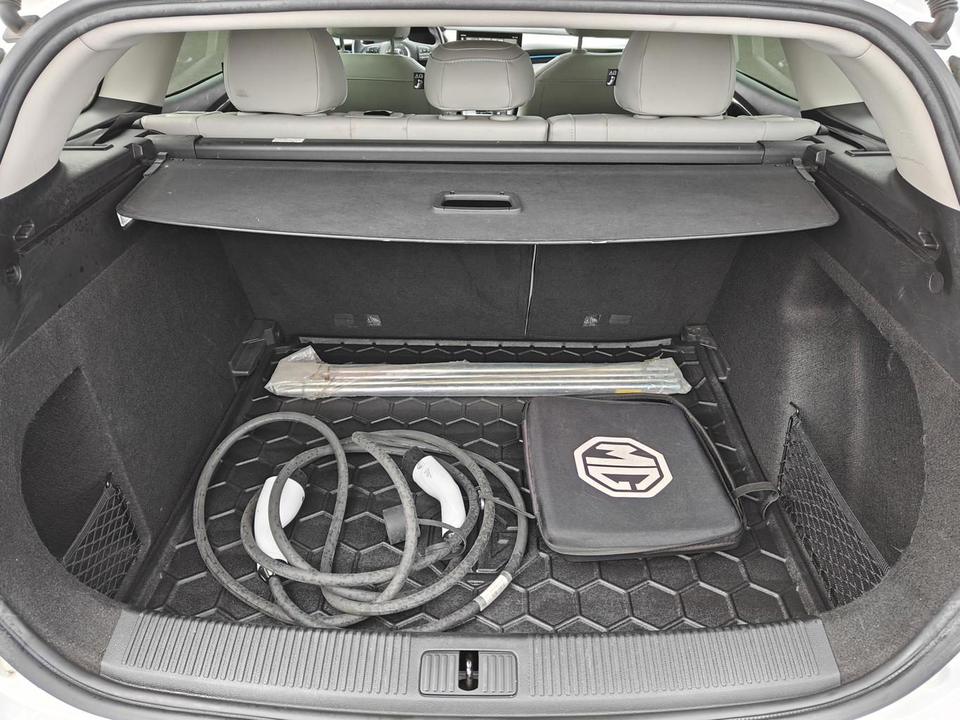 MG MG5 Luxury 61 KWH - 6/2022 - 51þ. km