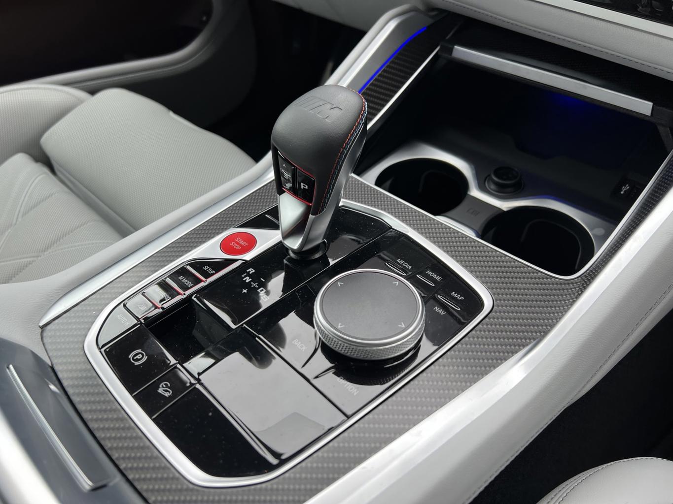 BMW XM - 7/2024 - 800 km