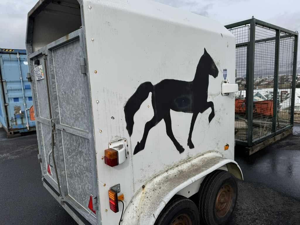 Hestakerra - 2000 árgerð.