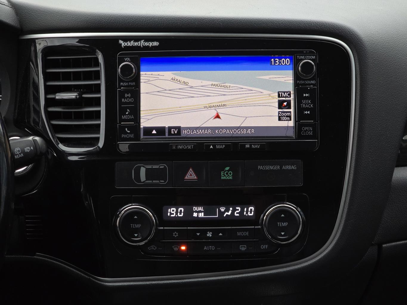 Mitsubishi Outlander Instyle PHEV - 3/2018 - 142þ. km