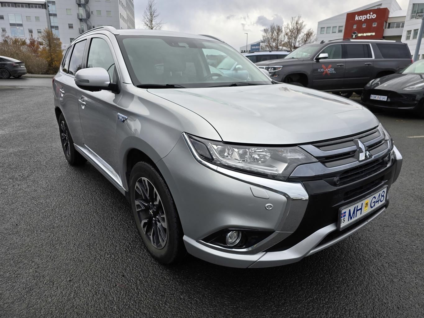Mitsubishi Outlander Instyle PHEV - 3/2018 - 142þ. km