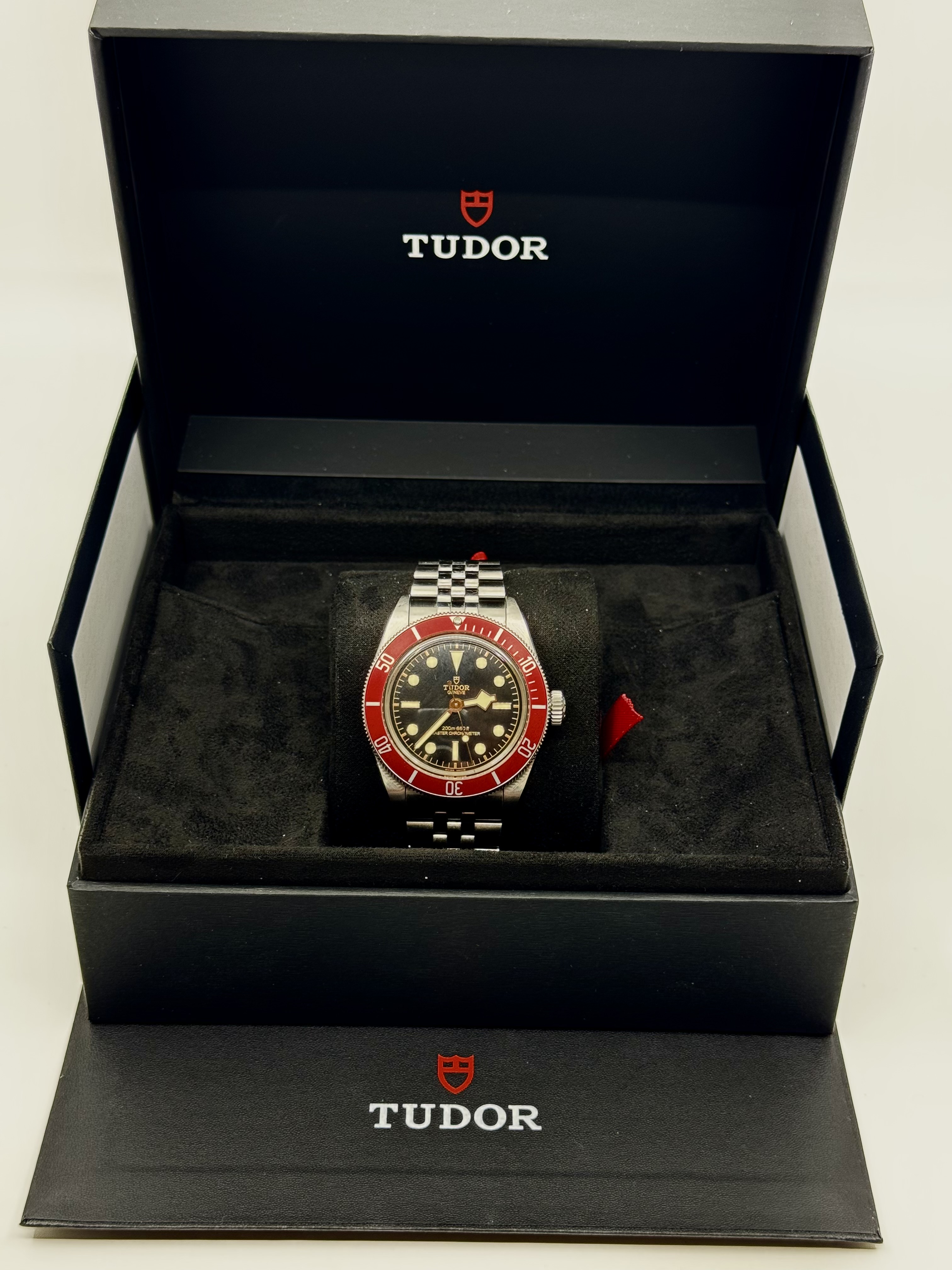 Tudor Black Bay 41 Jubilee - Burgundy MK2