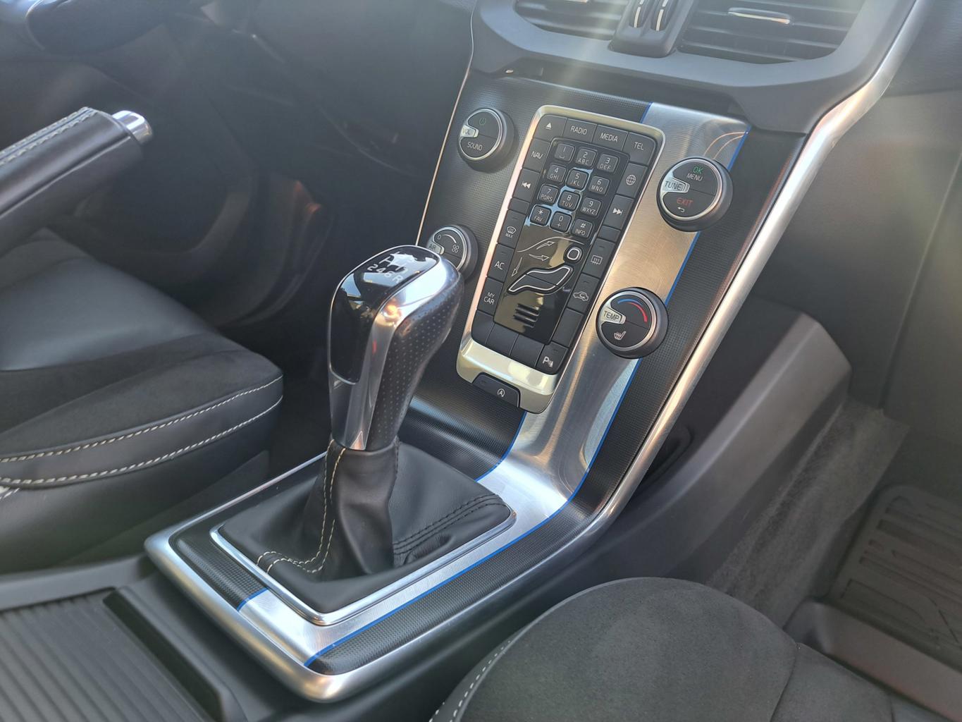 Volvo V40 R-Design - 5/2016 - 87þ. km