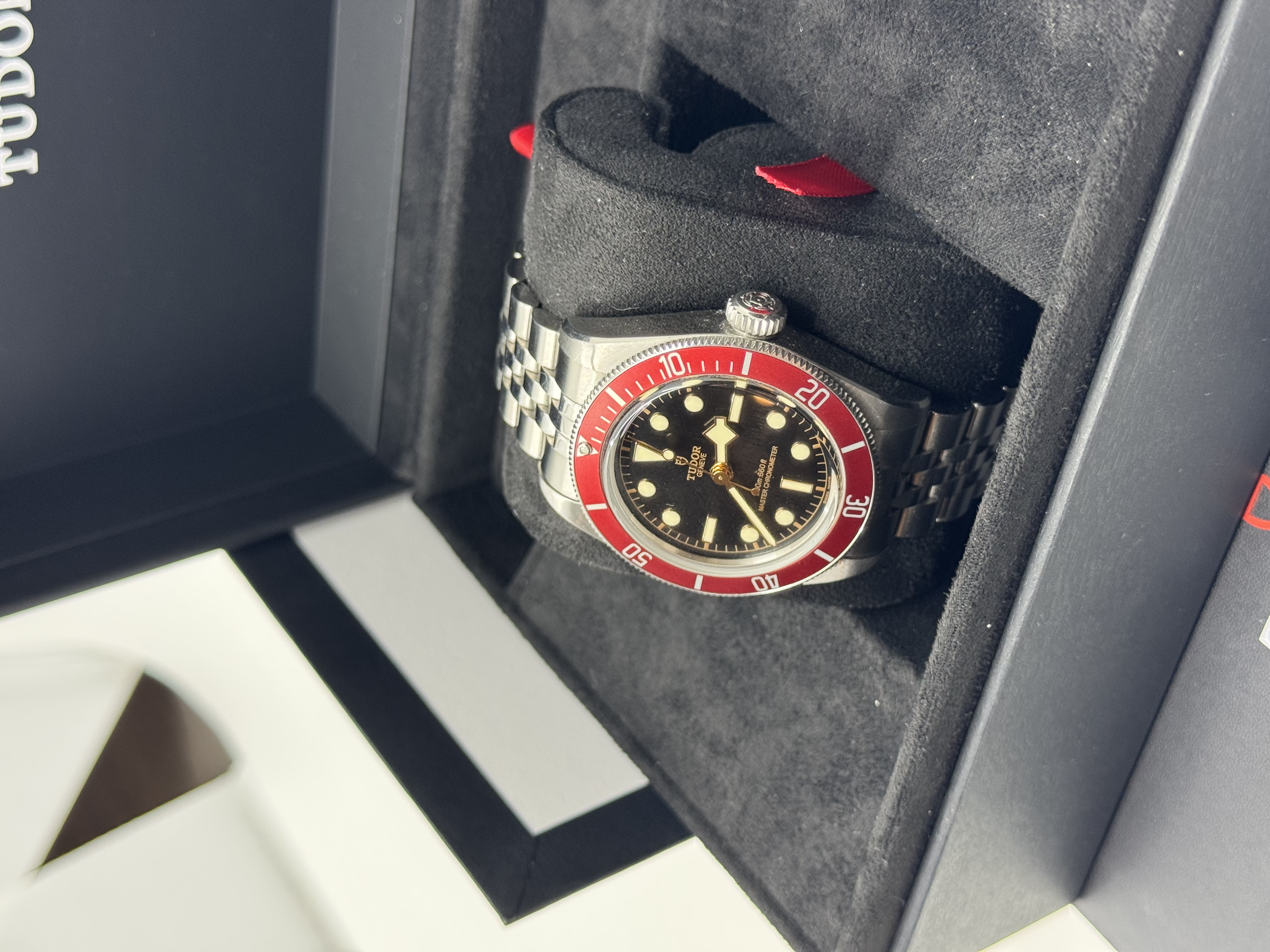 Tudor Black Bay 41 Jubilee - Burgundy MK2
