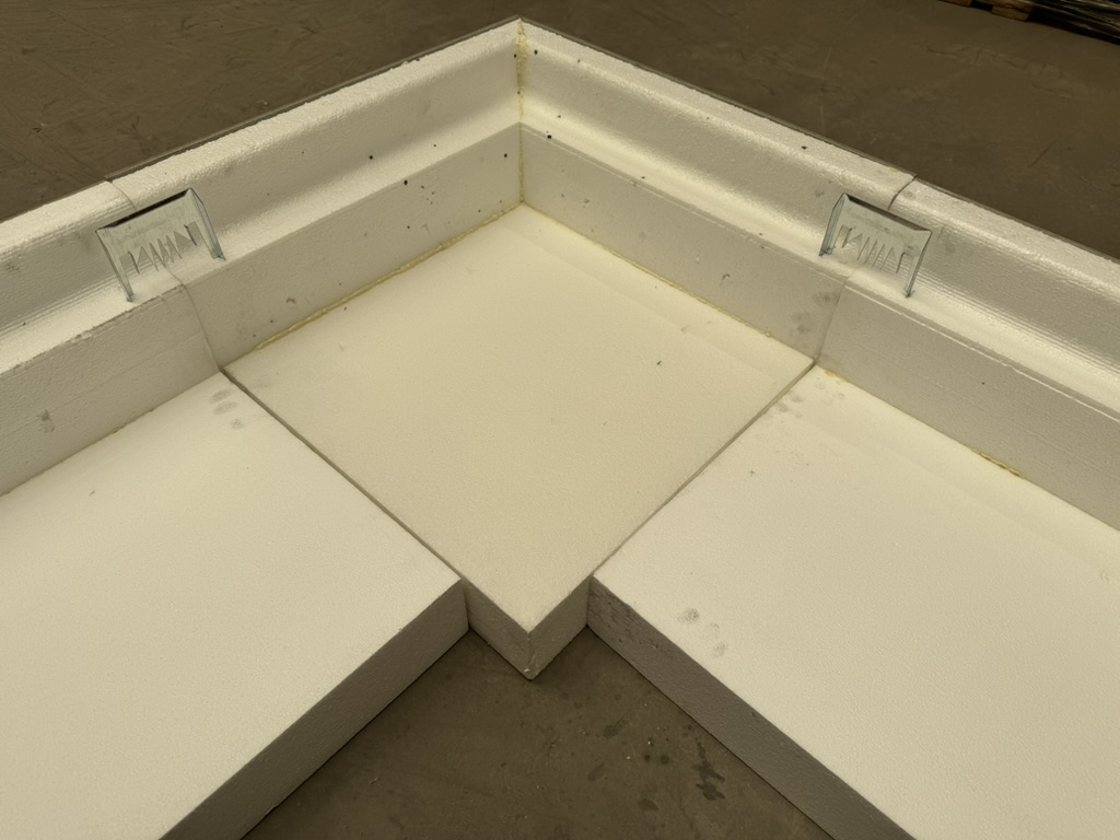 Gólfplata í Sökkulmótun