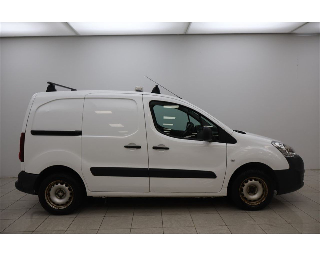 Peugeot Partner Van - 12/2017 - 101þ. km