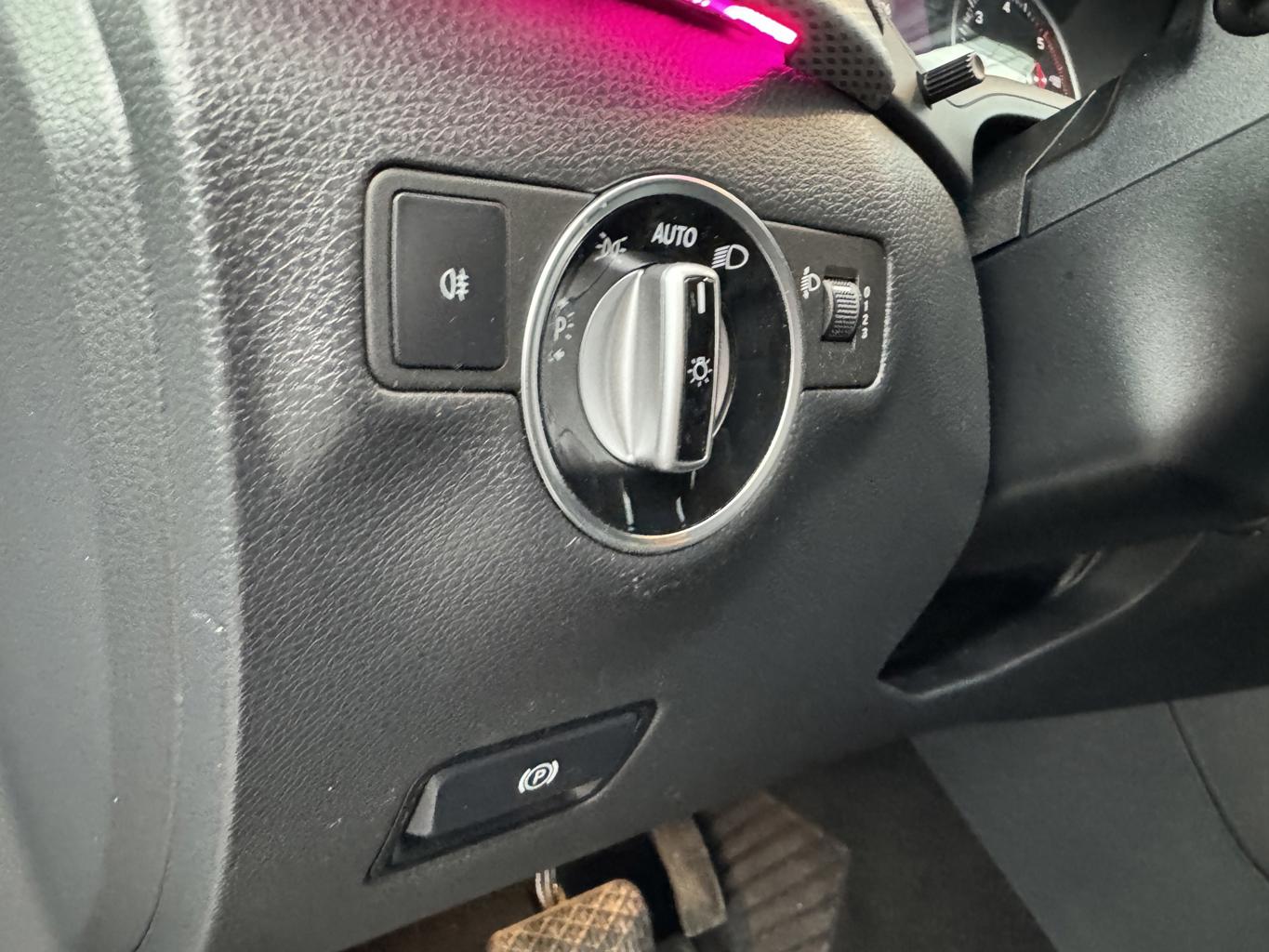 Mercedes-Benz  B200 CDI 4Matic - 5/2015 - 110þ. km