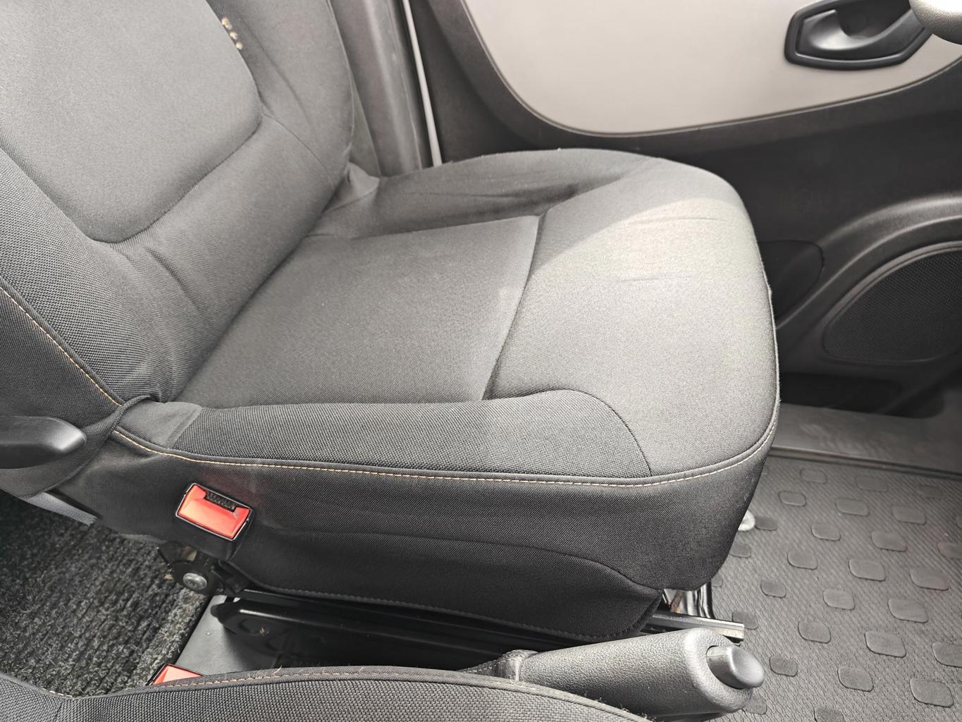 Renault Trafic 8 manna - 3/2017 - 210þ. km