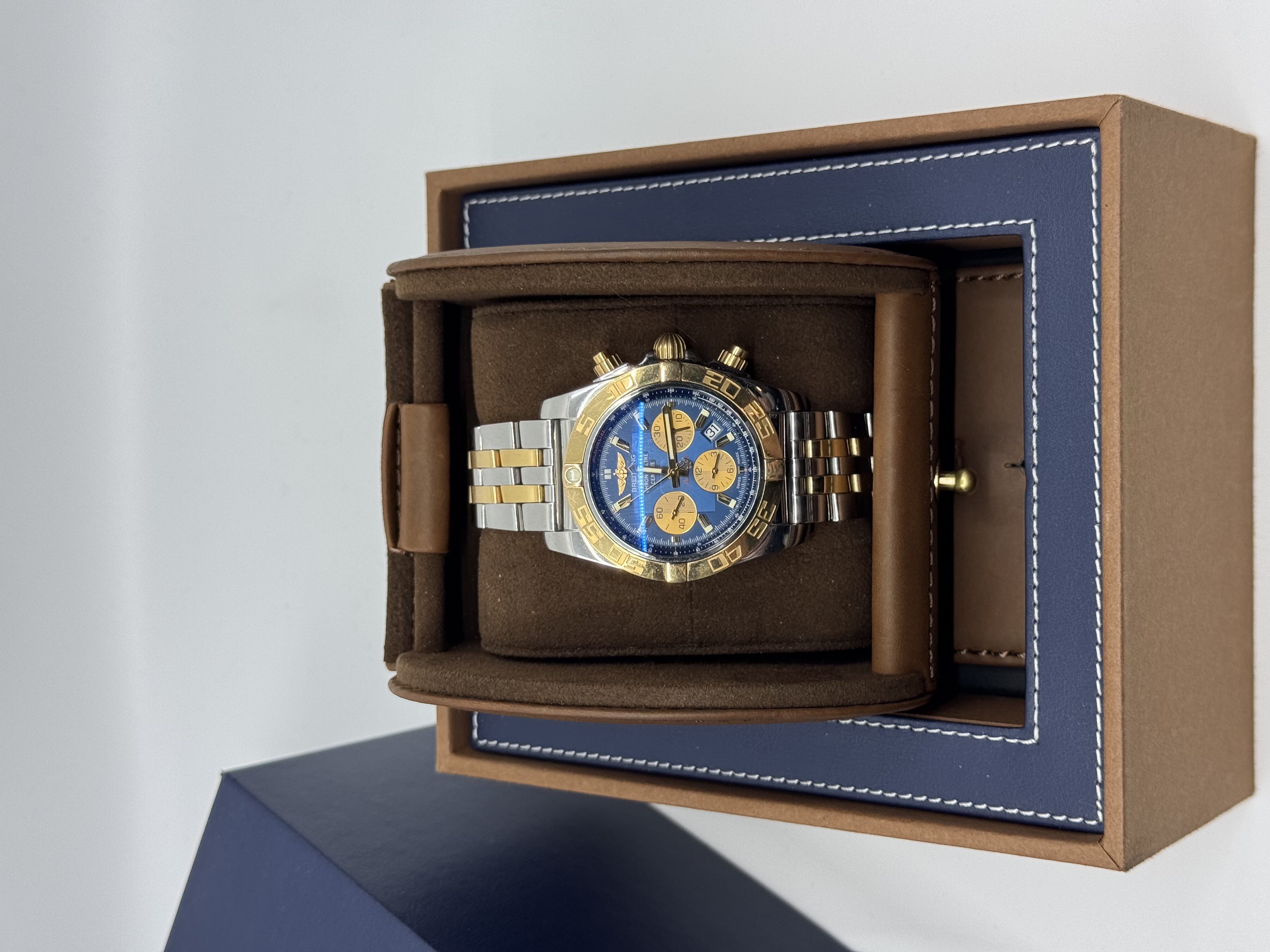 Breitling Chronomat B01 44 Two tone