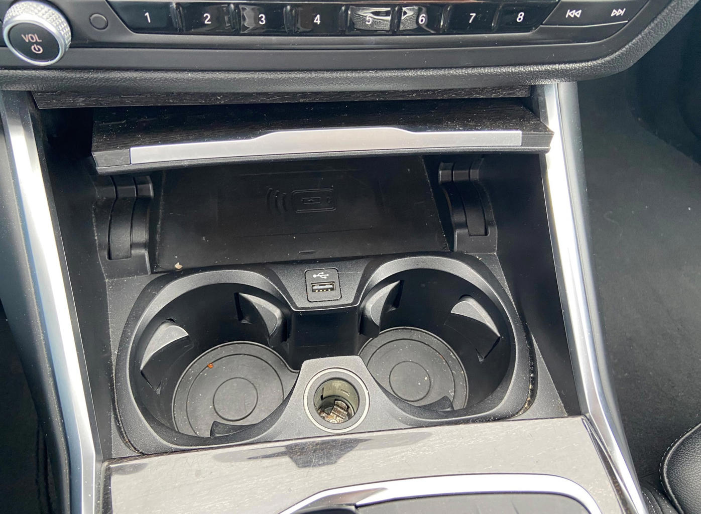 BMW 330e Luxury Line - 1/2020 - 57þ. km