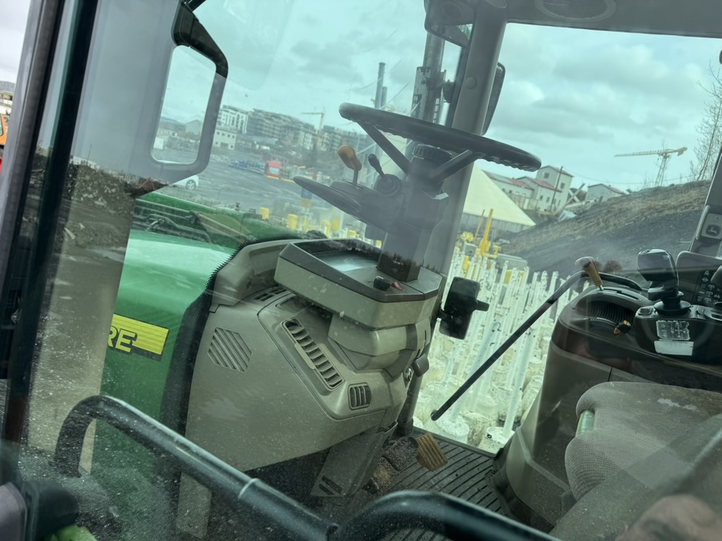 John Deere 6420 Traktor - 2006