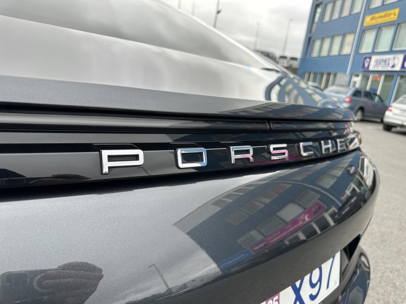 Porsche Panamera 4 E-Hybrid - 7/2017 - 54þ. km