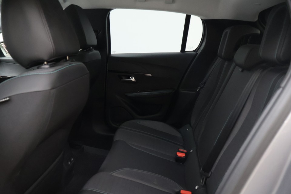 Peugeot E-208 Allure - 5/2022 - 30þ. km