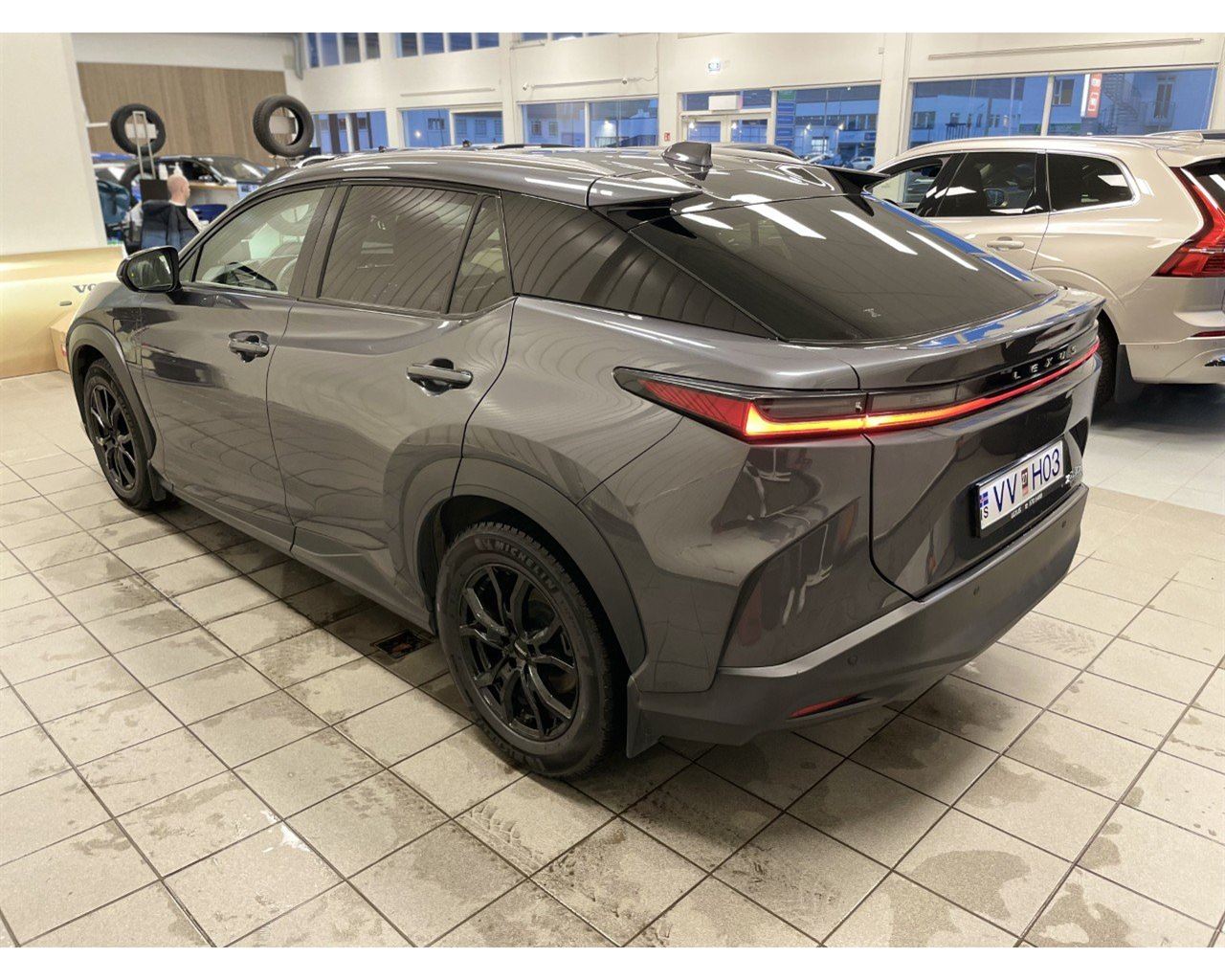 Lexus RZ 450E - 6/2023 - 10þ. km