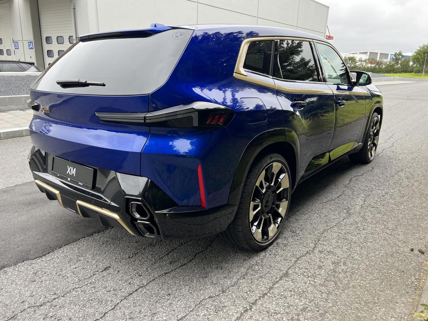 BMW XM - 7/2024 - 800 km