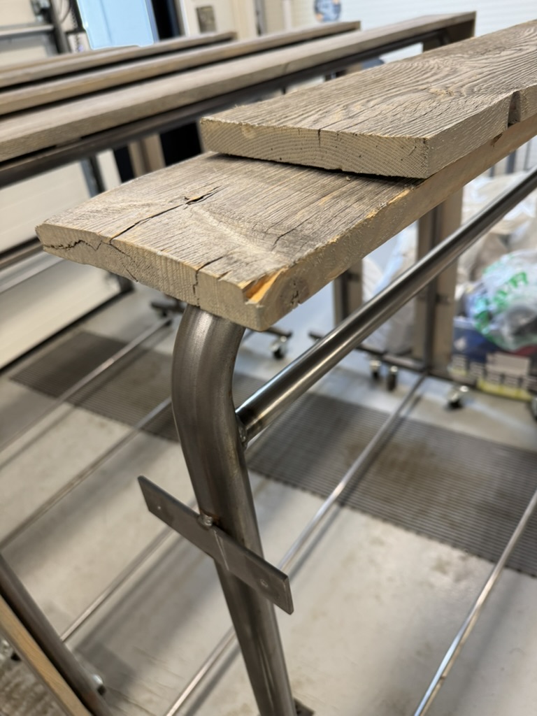 5x sérsmíðaðar fataslár