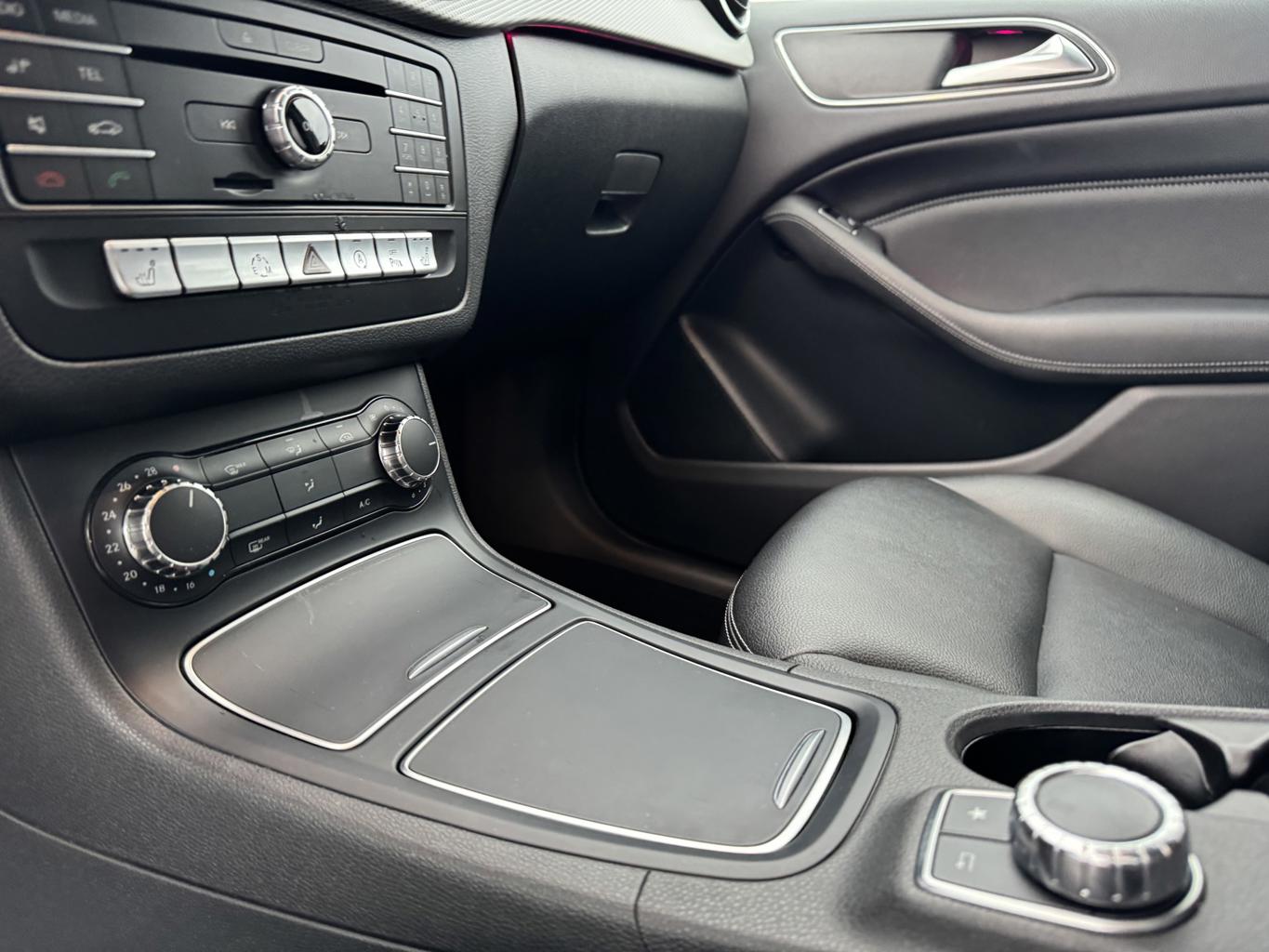 Mercedes-Benz  B200 CDI 4Matic - 5/2015 - 110þ. km