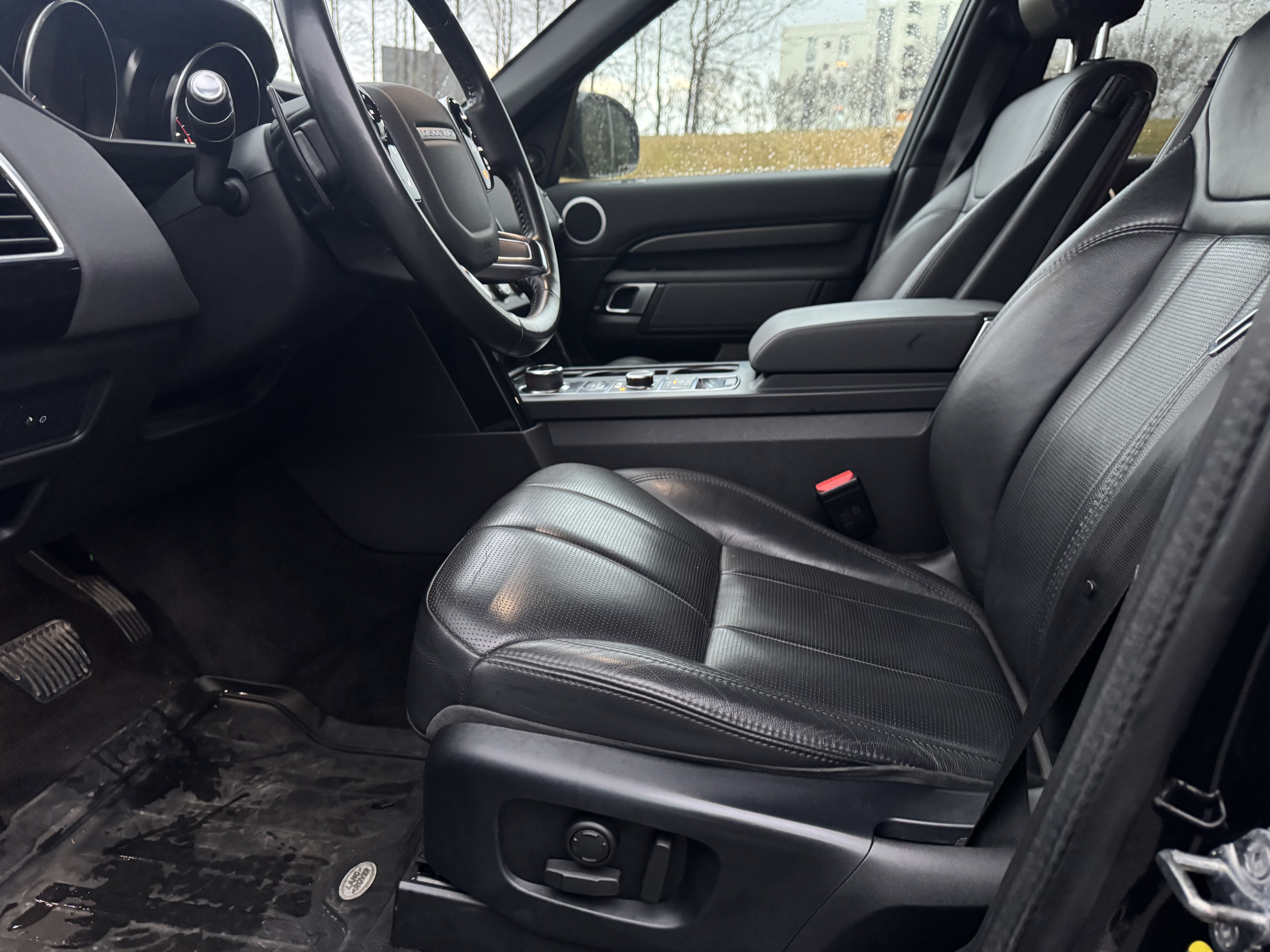 Land Rover Discovery 5 SE - 2019 - 86 þ. km