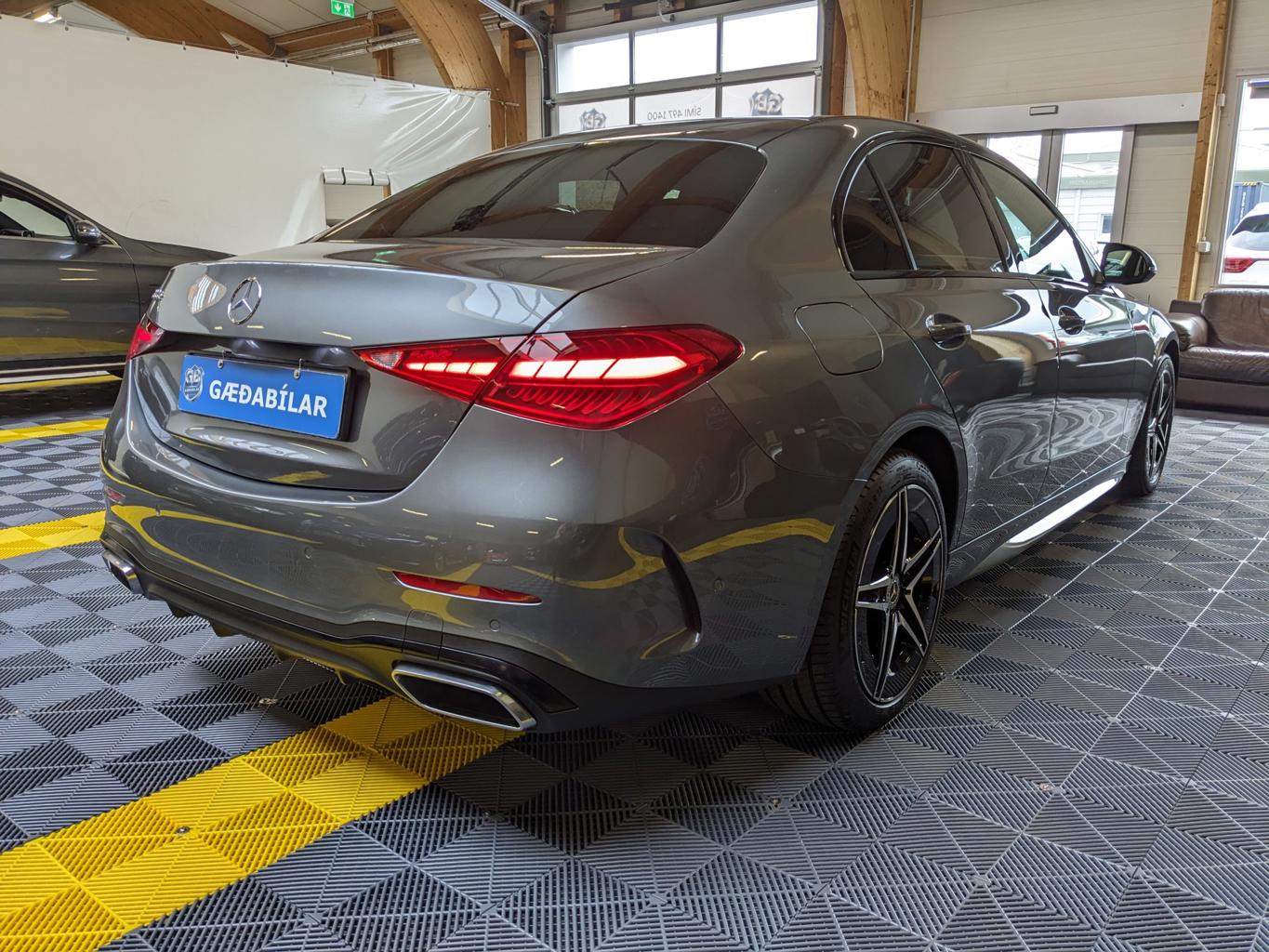 Mercedes-Benz C 300e AMG - 7/2022 - 8þ. km